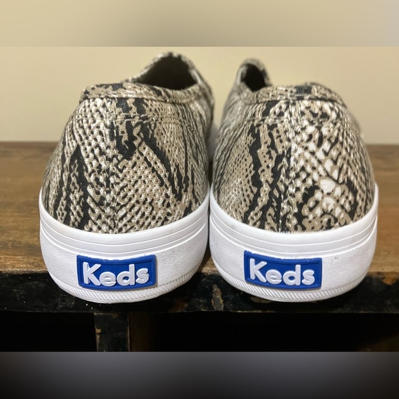 Keds Snake Skin Patterned Slip-On tennis shoe NWOT! - Picture 4 of 8